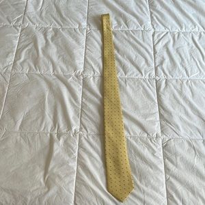 Michael Kors yellow tie